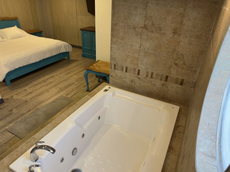 WhatsApp Image 2025-12-03 at 6.10.50 PM (1)